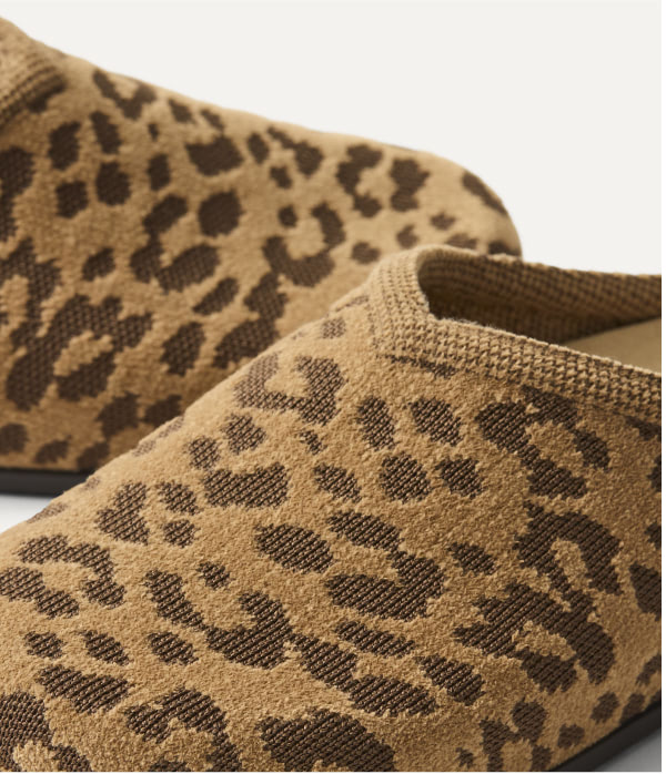 The Casual Clog ReVelvet Khaki Cat