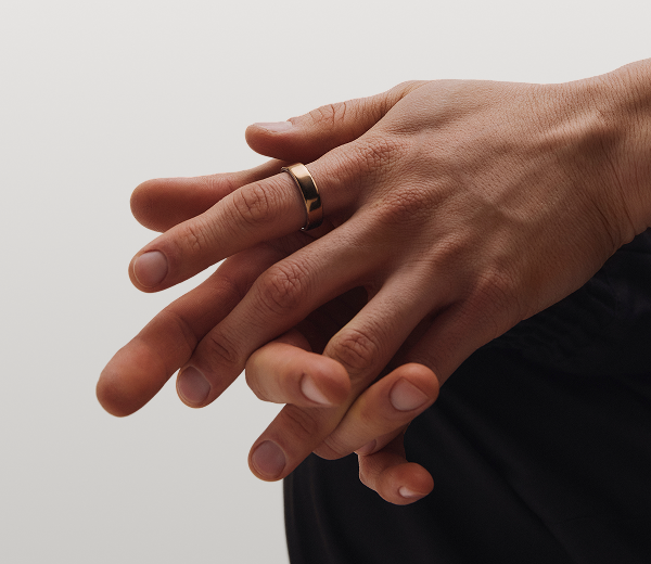 Deep Rose Oura Ring 5 on finger
