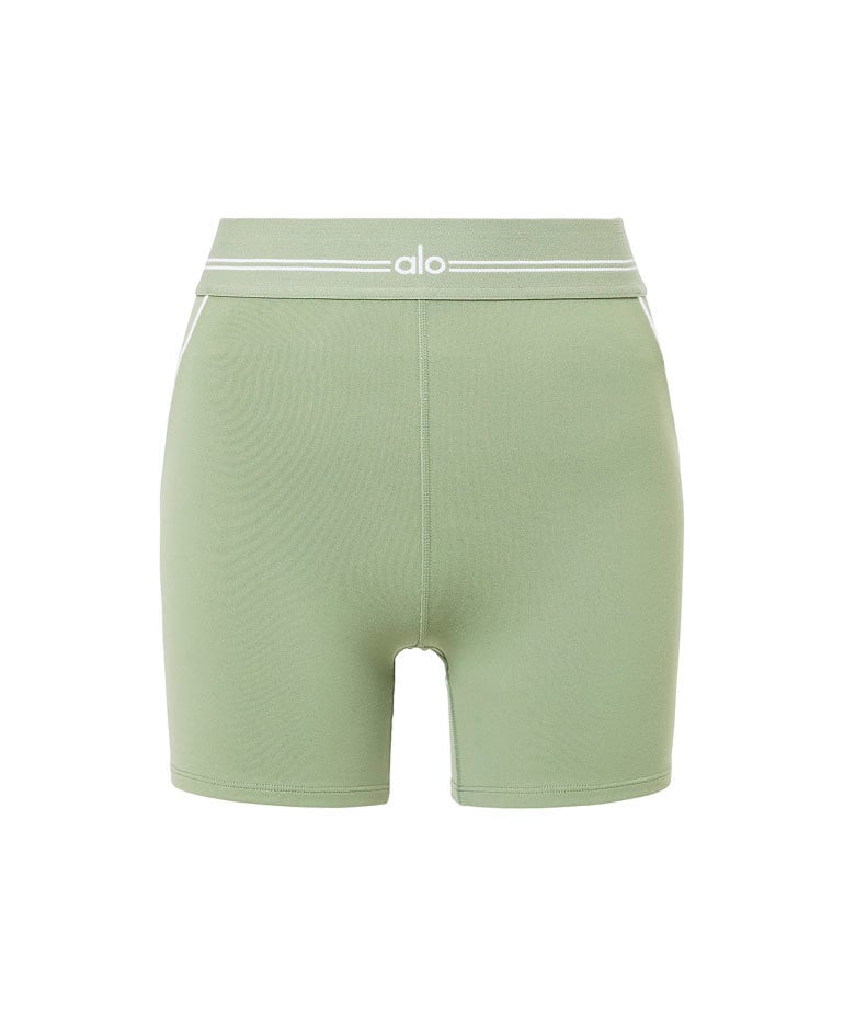 Airbrush Heart Throb Short