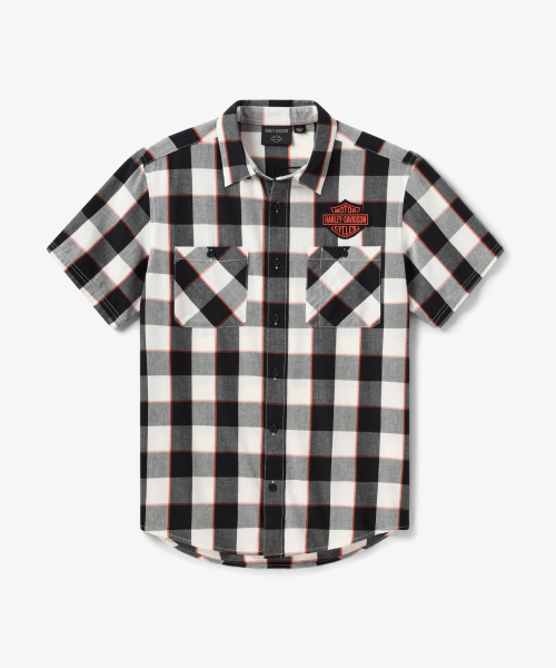 2nd_img_HDEssentialBuffaloPlaidShortSleeveShirt