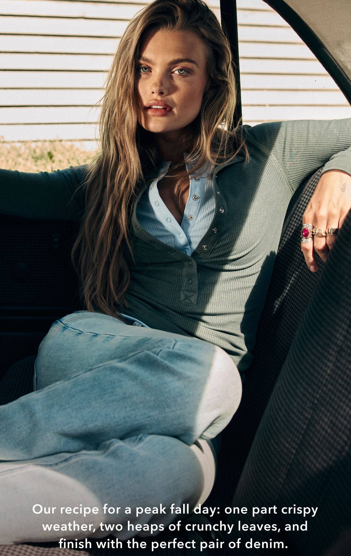 Our recipe for a peak fall day: one part crispy weather, two heaps of crunch leaves, and finish with the perfect pair of denim.