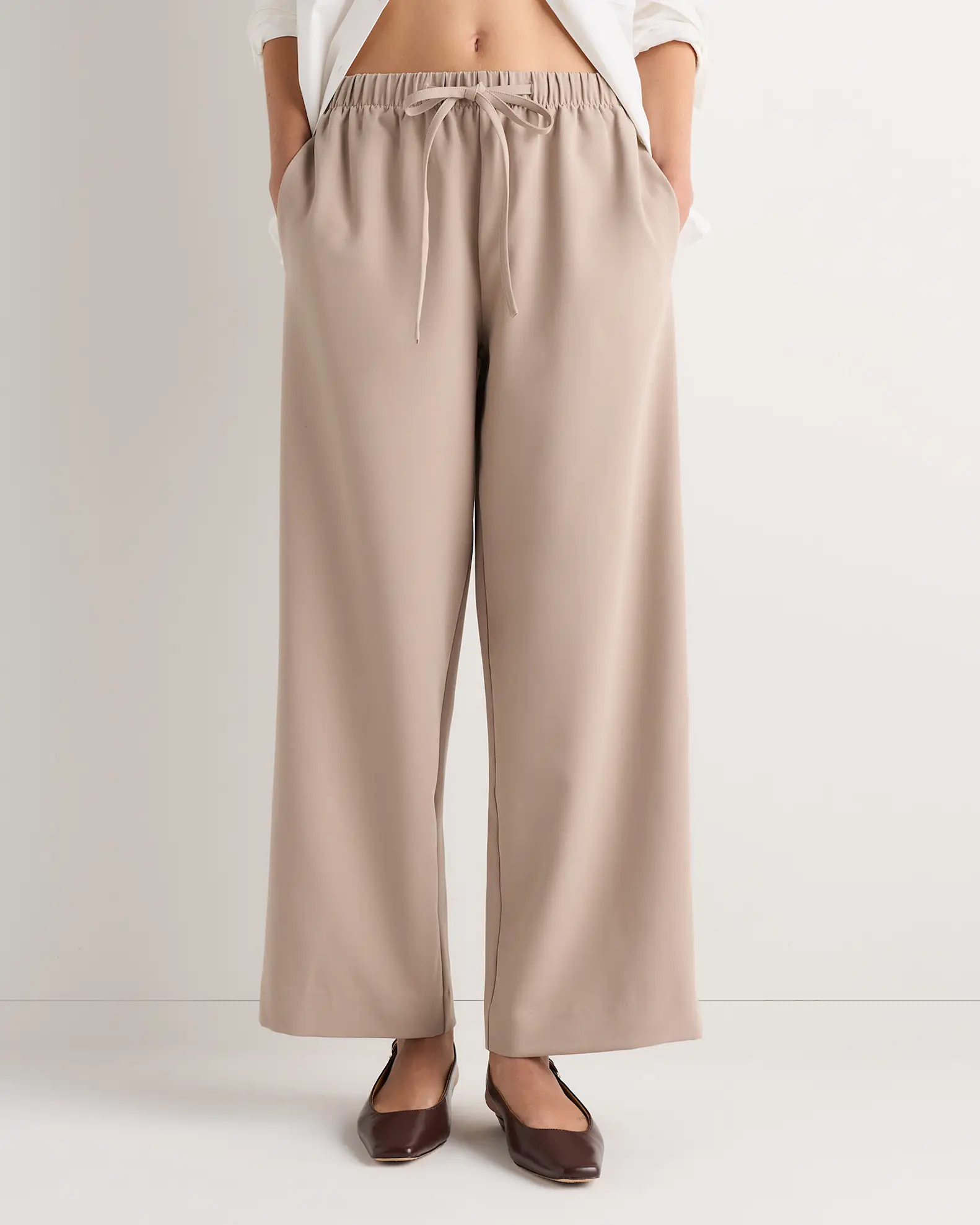 Stretch Crepe Drawstring Wide Leg Pants