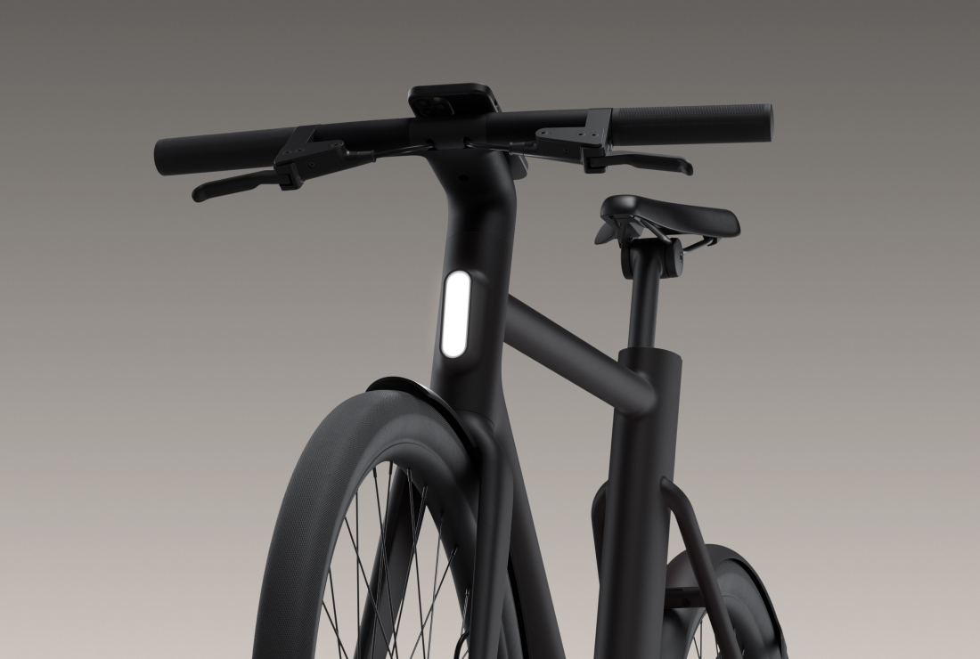 C4 Black