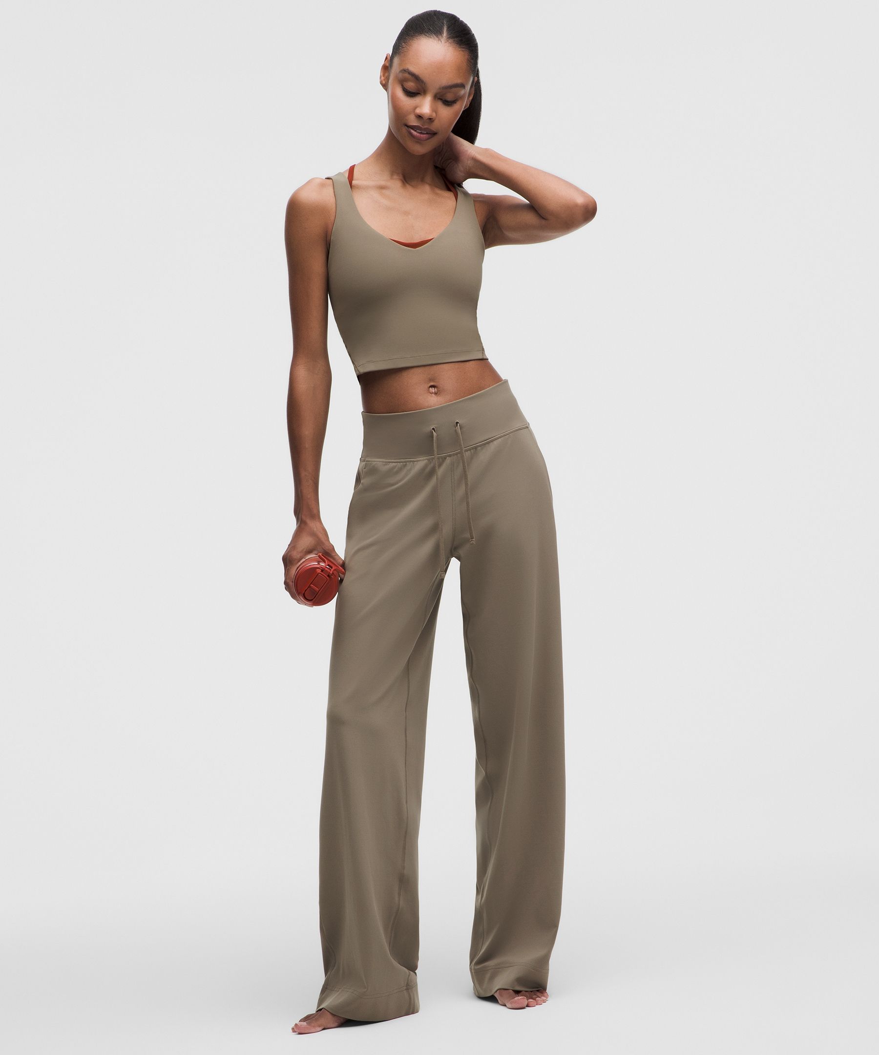 Groove High-Rise Wide-Leg Pant Regular