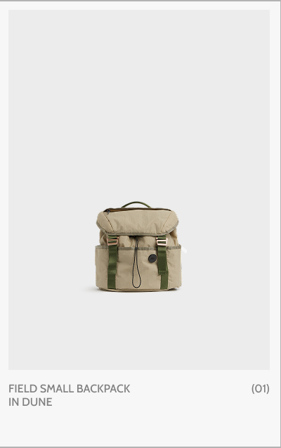 Field Small Backpack in Dune. (01)