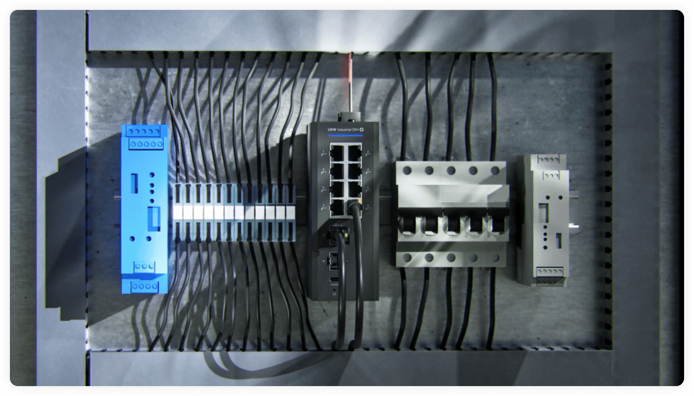 Left, right, or rear positioning adapts to your installation for a cleaner fit and cable routing&mdash; even in tight spaces.