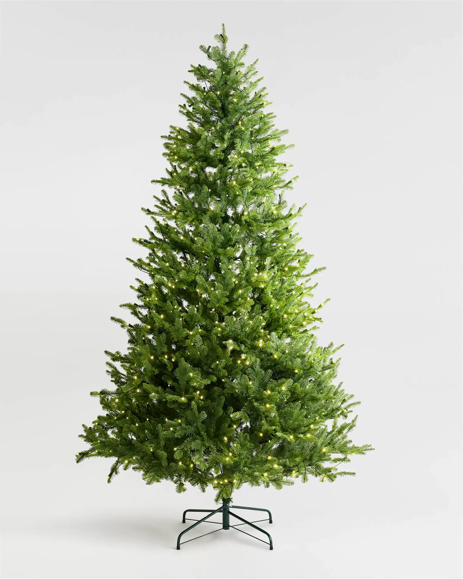 Fraser Fir Christmas Tree: Lit
