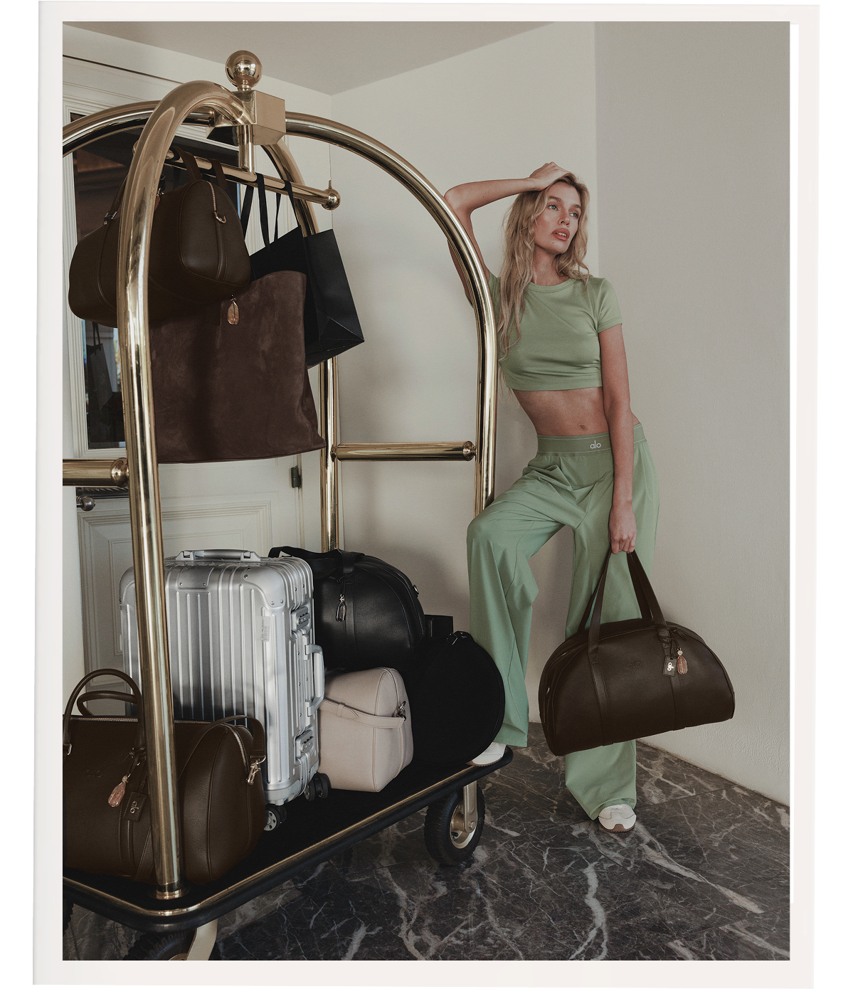 Travel in ALO