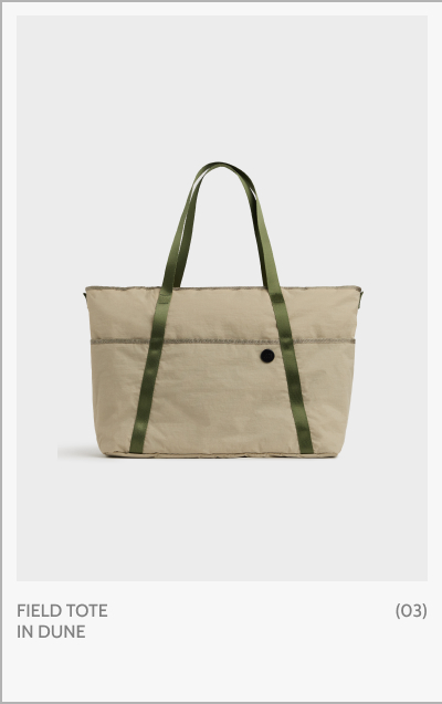 Field Tote in Dune. (03)