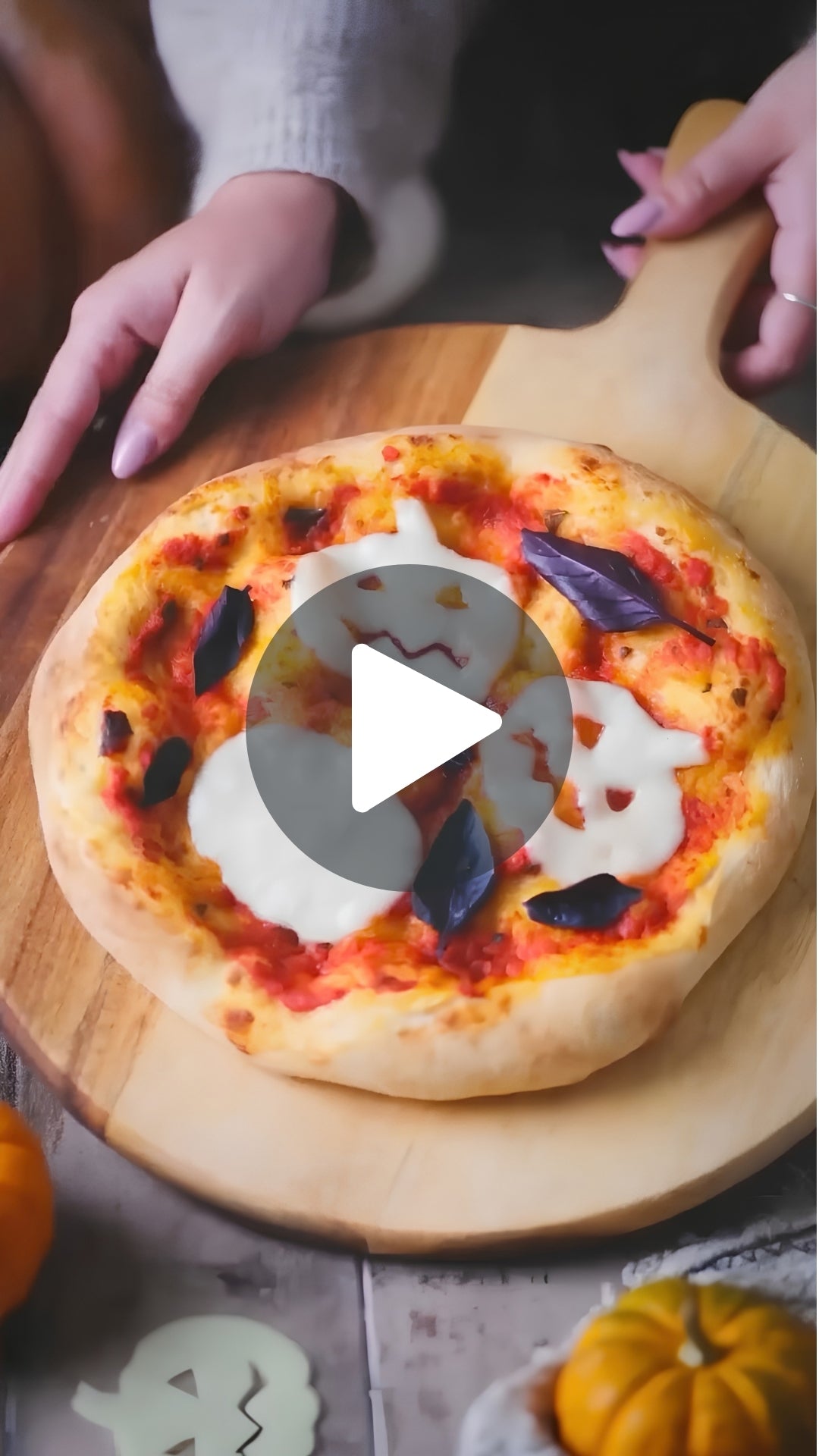 Halloween cheese pizza