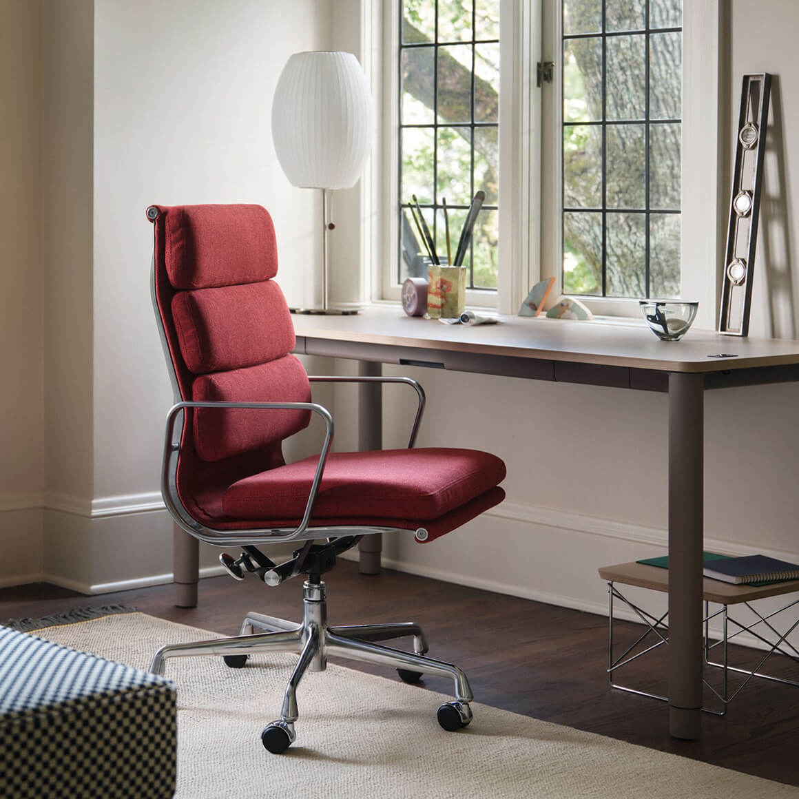 Eames Soft Pad Executive Chair