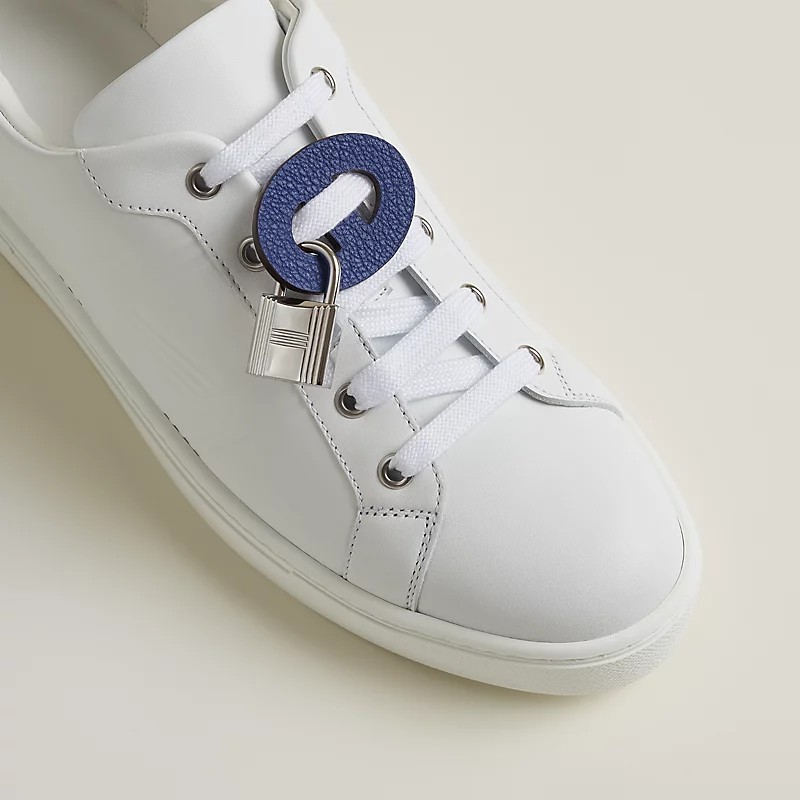 Visual of Maillons Enchaines shoe accessory