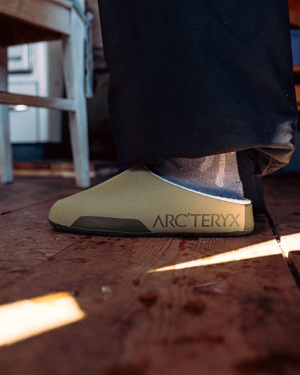 Removable slipper