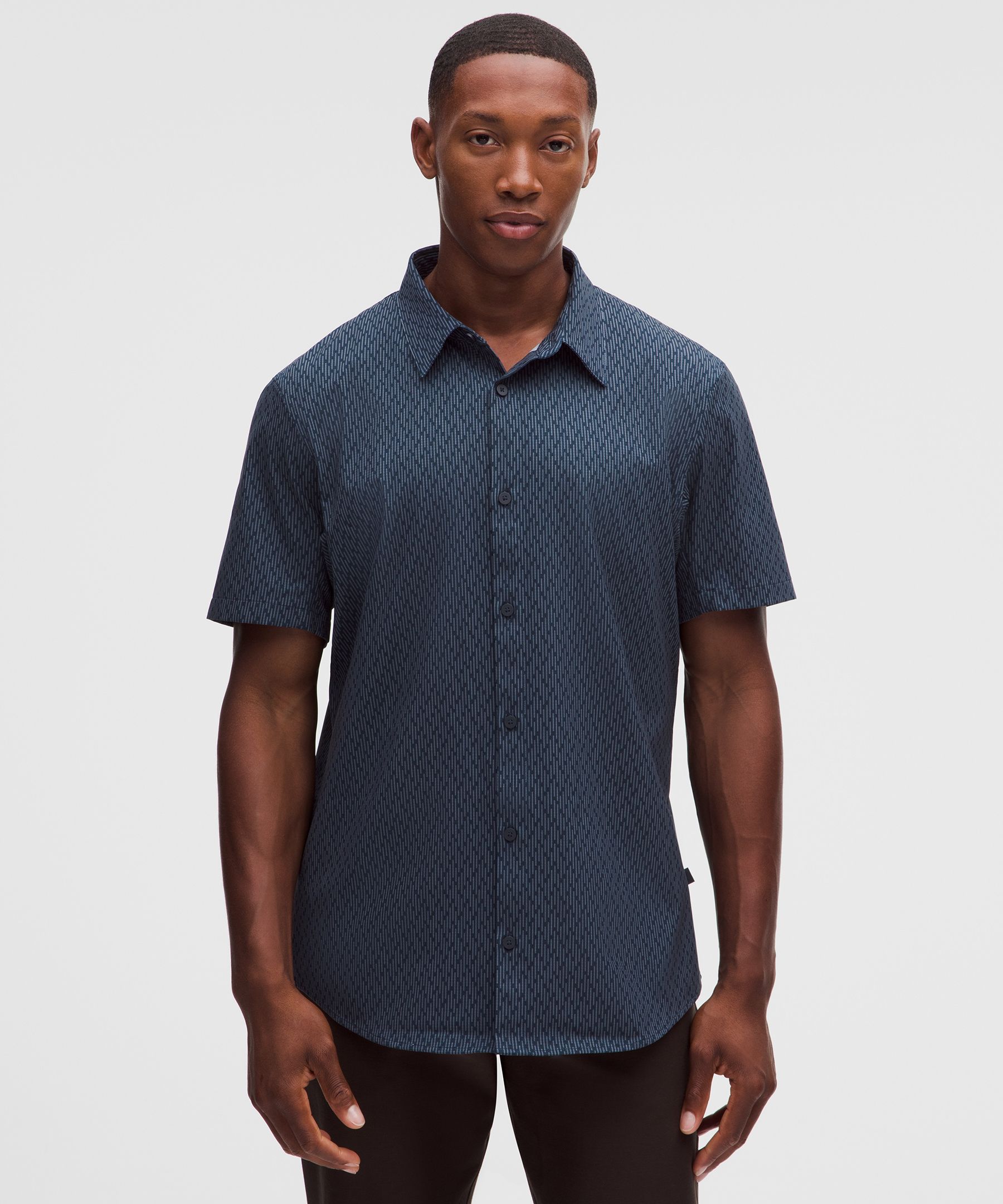 Airing Easy Short-Sleeve Shirt