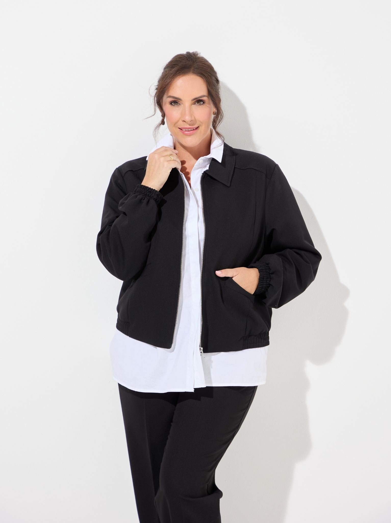 Image of KAFFE Curve Sakira Black Cropped Jacket